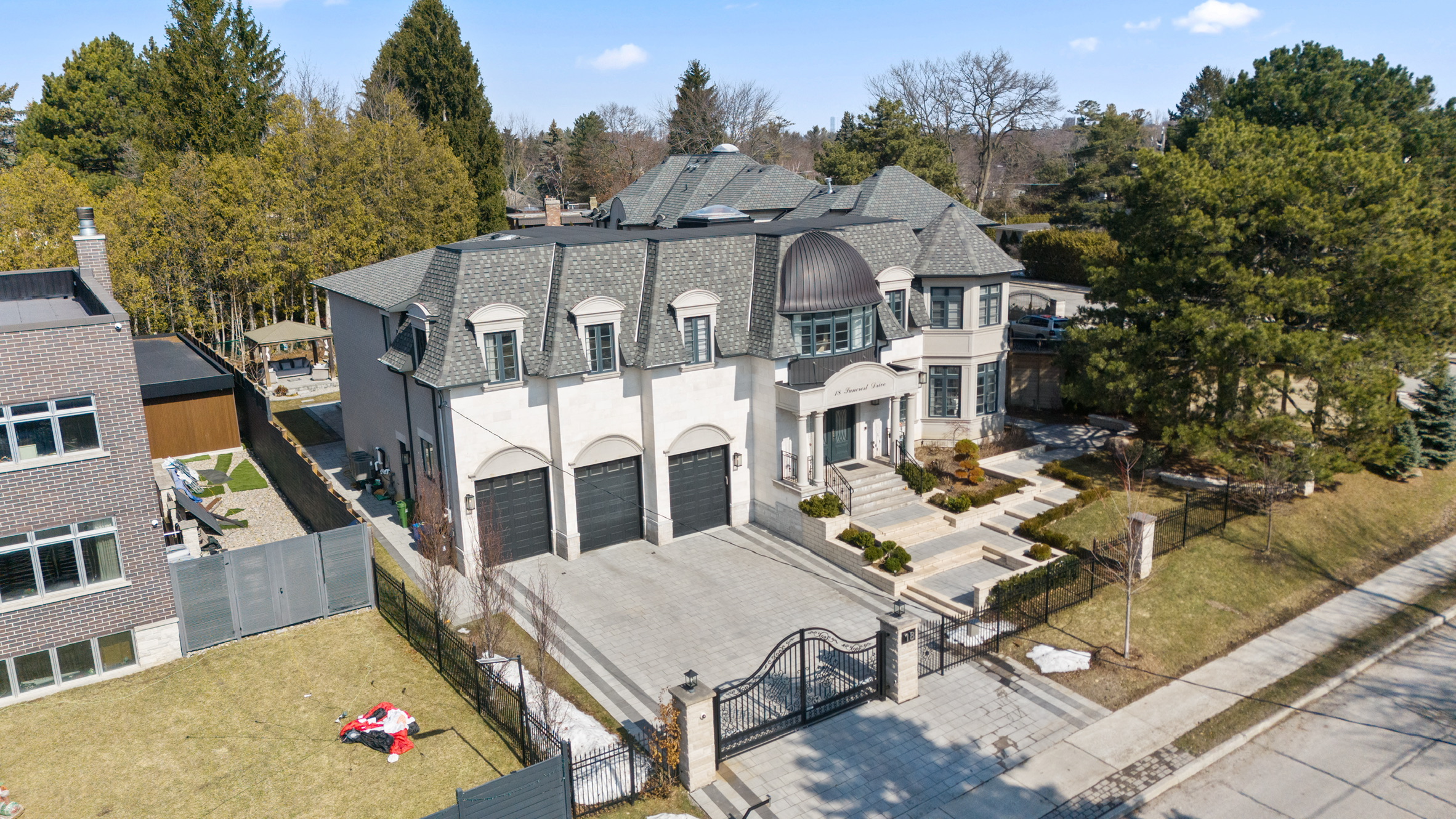 18 Suncrest Drive Bridle Path luxury estate listed by Peter Torkan, $9,499,000