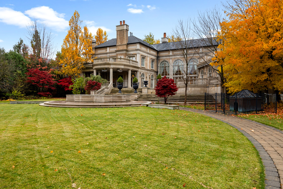 The Bridle Path Estate, off-market exclusive neoclassical mansion, 26,000 square feet on 2 acres